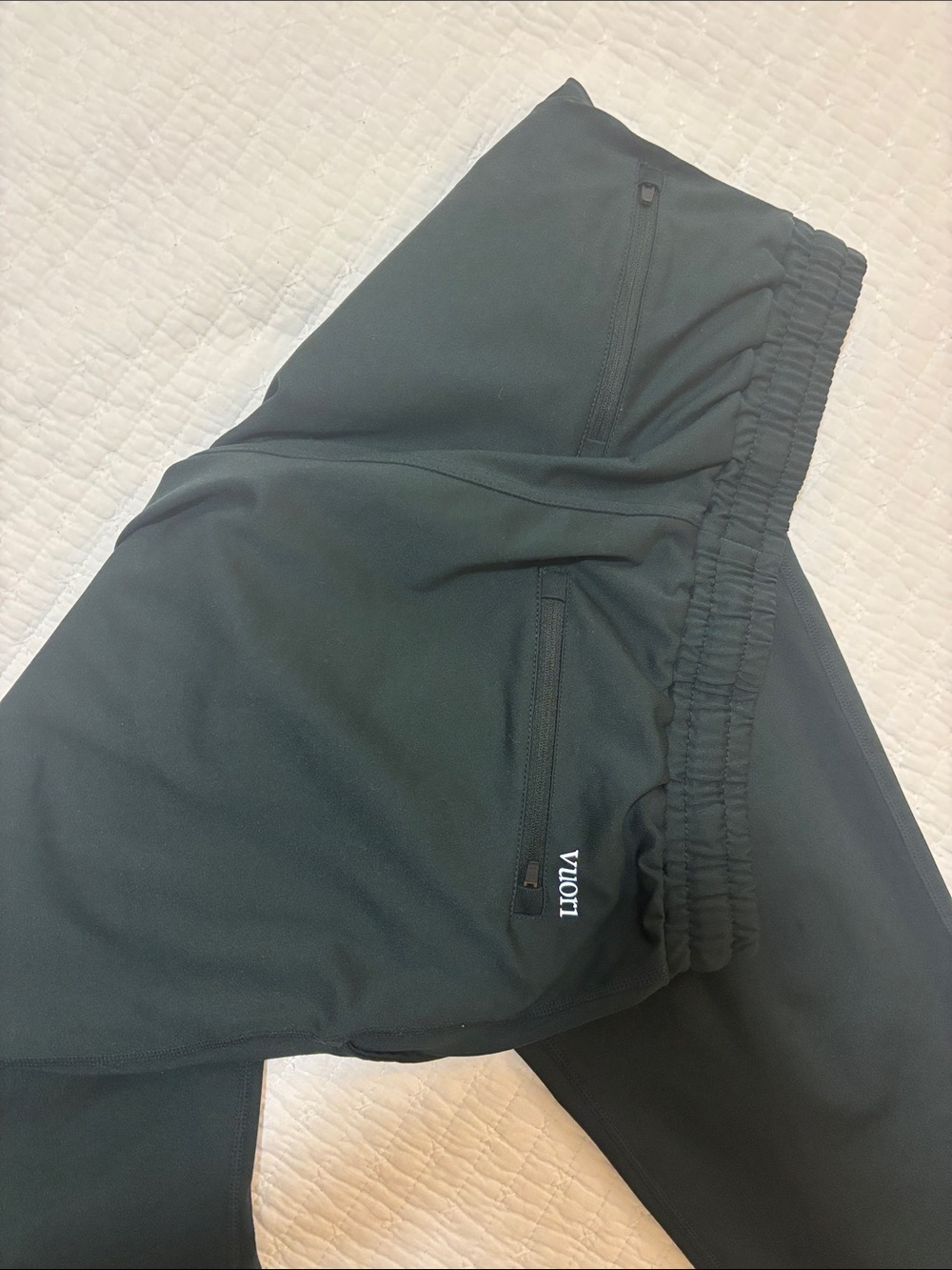 Vuori Sunday Performance Joggers. Size M. Dark Green - Picture 5 of 8